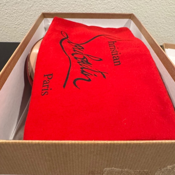 NEW! Christian Louboutin Décolleté 868 100 Jazz Calf Nude Heels 37.5 - Picture 5 of 5